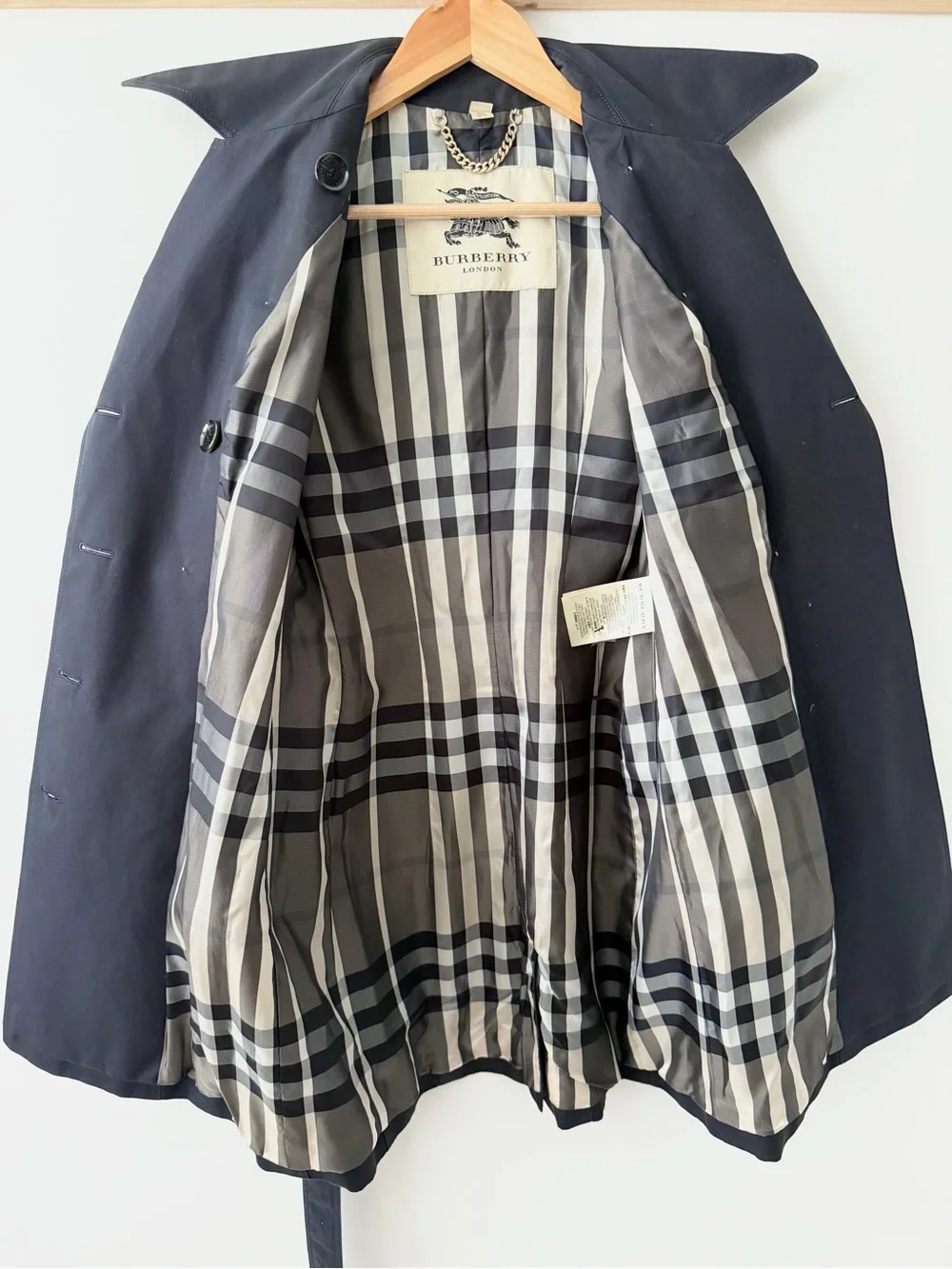 BURBERRY | Double Breasted Navy Cotton
Trench Coat Gold Buttons Belted US 6 - Picture 6 of 8